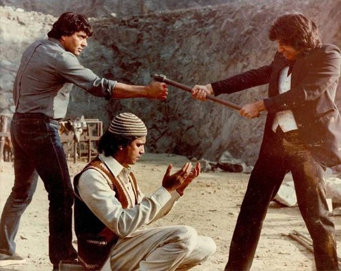 Mithun Chakraborty Brutally Beat Shakti Kapoor