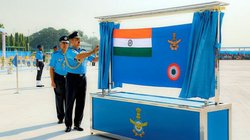 Air Force Day 2023: इंडियन एयरफोर्स को मिला नया झंडा, वायु सेना दिवस के कार्यक्रम में हुआ अनावरण, जानिए ध्वज में क्या हुए बदलाव