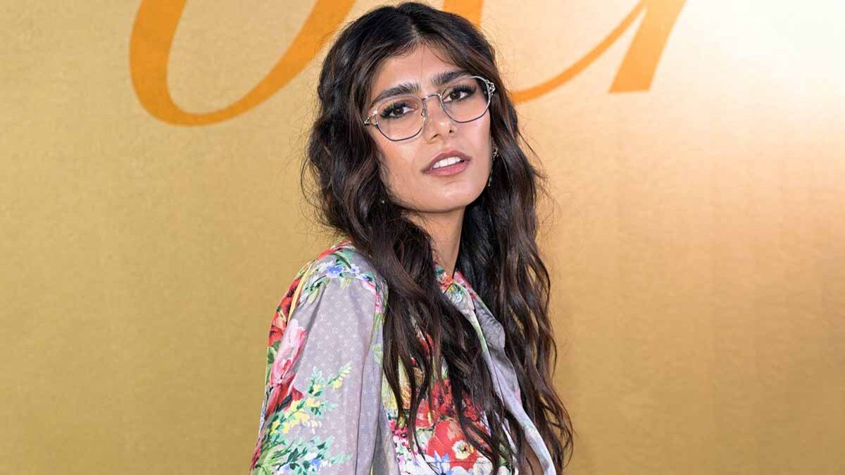 mia khalifa, bollywood