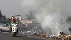 Mumbai: खुले में जलता कचरा, दमघोंटू हवा, BMC वायु प्रदूषण पर लगाम लगाने के लिए नहीं कर रही कोई ठोस काम