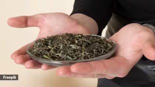 Creative crafts using tea leaves, How to reuse tea leaves, Second life for used tea leaves, Sustainable living with tea leaves, Tea leaves for home and garden,
