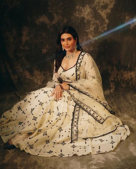 Karishma Tanna Photoshoot