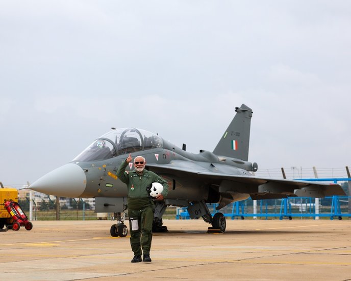tejas air craft