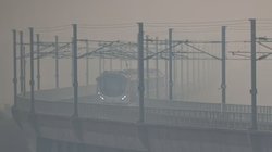 Delhi Air Pollution: जहरीली हवा से अभी भी राहत नहीं! कई इलाकों में 400 के पार पहुंचा AQI