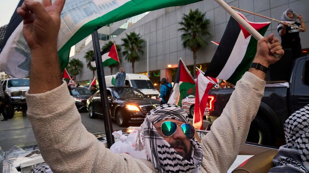 Israel-Hamas Conflict, Hamas militants, hostages released