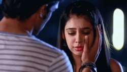 ऑफिस में आ जाए रोना तो आंसू पोंछने के लिए किराए पर मिल रहे हैंडसम लड़के, जानिए कितना आएगा खर्च