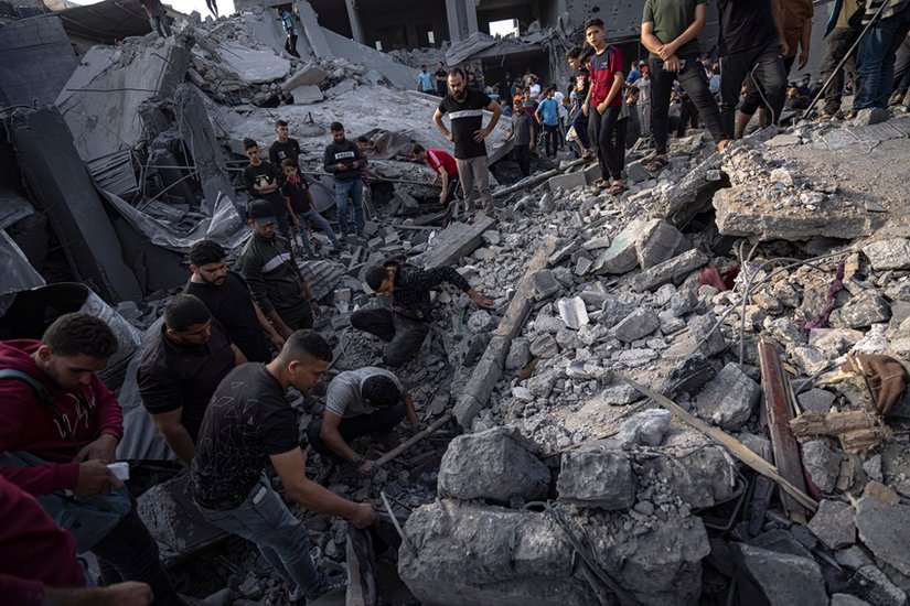Israel defence forces in Gaza attacking Hamas