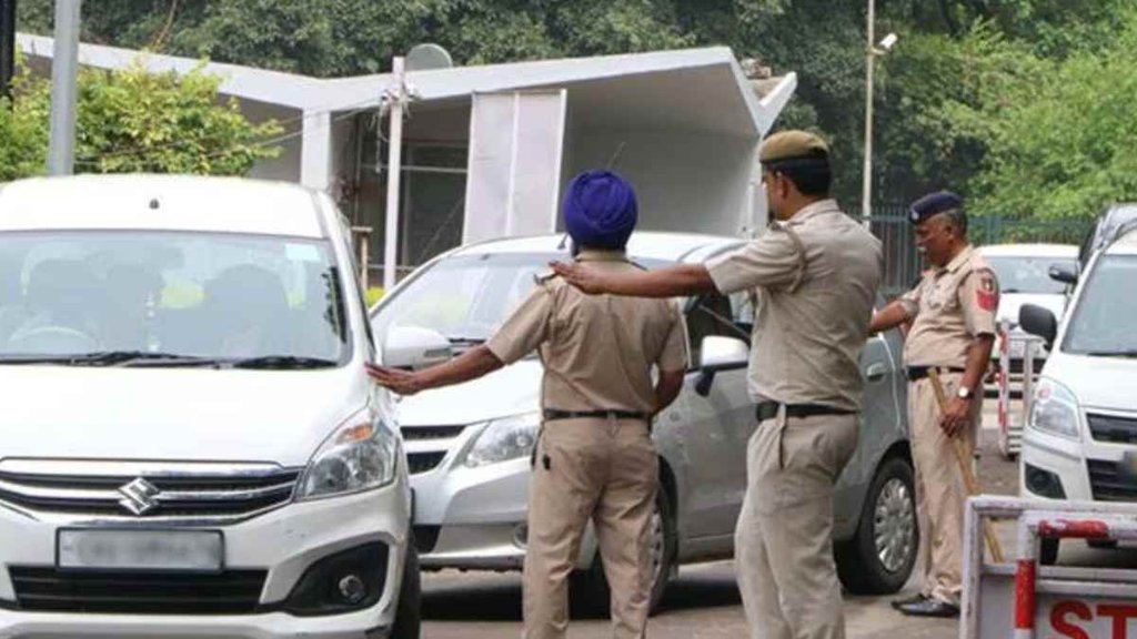 Maharashtra Police Car Scam