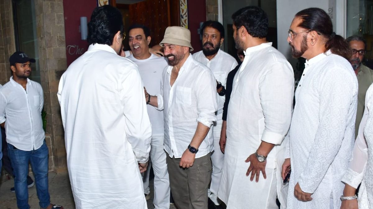 Rajkumar Kohli Prayer Meet Sunny Deol