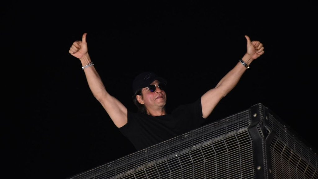 ShahRukh Khan Birthday | Shahrukh Khan Luxury Items | Shah Rukh Khan