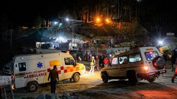 Silkyara Tunnel Rescue: फाइनल स्टेज में ऑपरेशन, सुरंग के अंदर एंबुलेंस तैनात, देश को खुशखबरी का इंतजार