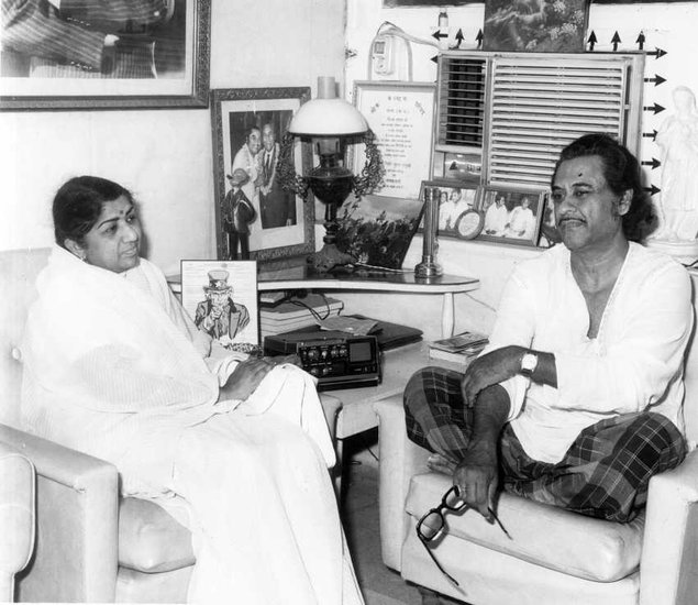 Lata Mangeshkar and Kishore Kumar
