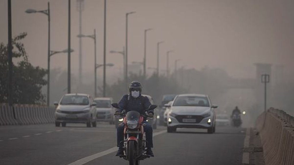 Delhi Pollution | Delhi, NCR Air Pollution News | Delhi Air Quality News