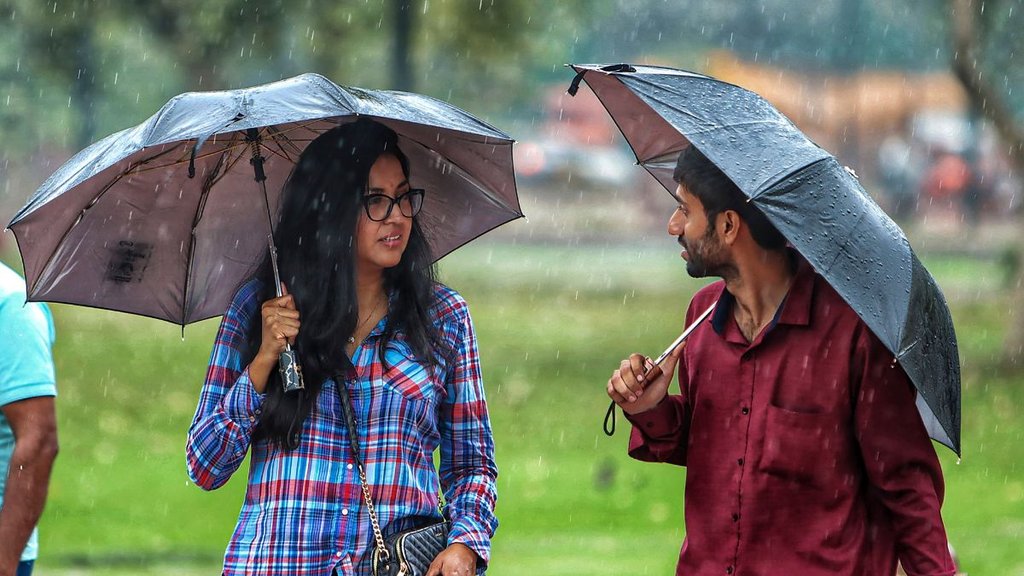 delhi | air pollution | rain |
