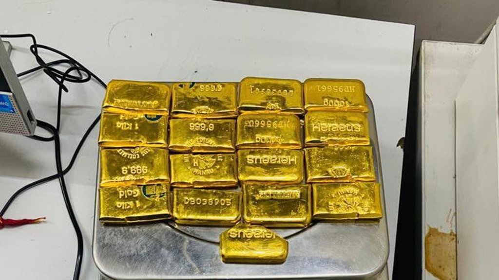 gold smuggling