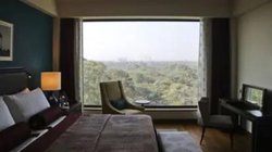 सेक्स रैकेट के रिव्यू, अचानक गई लाइट… क्या अनहोनी से बच गईं मुंबई के होटल में जम्मू -कश्मीर की 500 छात्राएं?