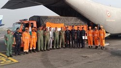Nepal Earthquake: भारत ने की पड़ोसी देश की मदद, IAF के स्पेशल विमान से नेपाल पहुंची 9 टन राहत सामग्री की दूसरी खेप