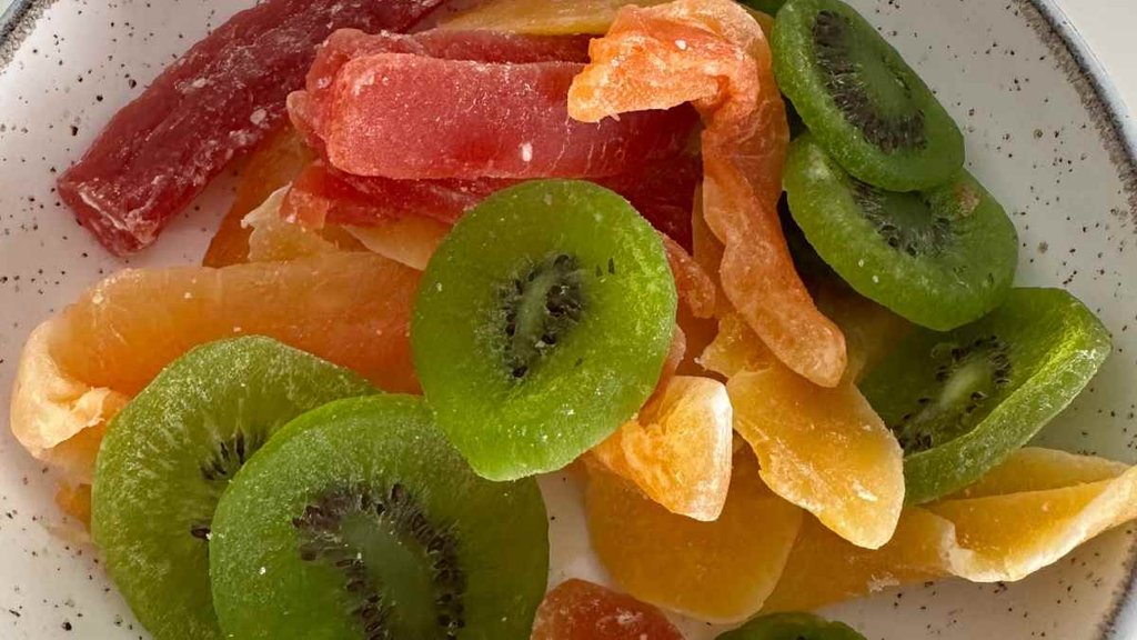 ‘chewing on human finger in salad