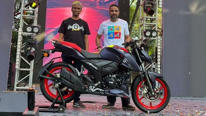 2024 TVS Apache RTR 160 4V