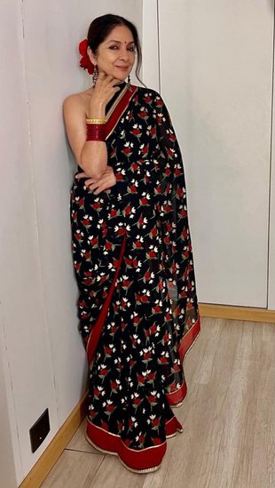 neena gupta useed to cook in cafe
