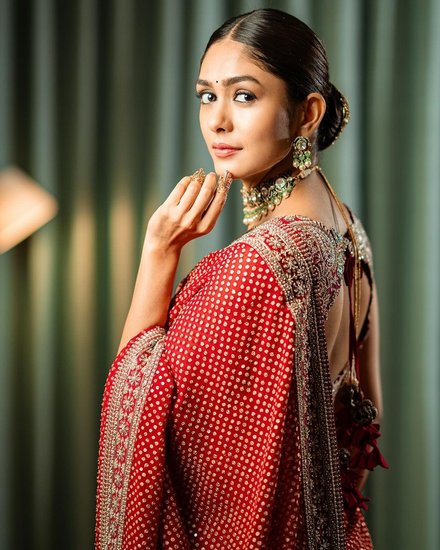 Mrunal Thakur