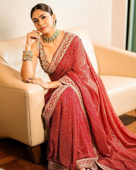 Mrunal Thakur Instagram