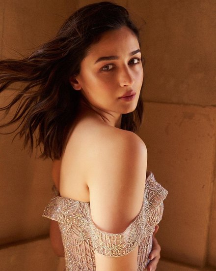 alia bhatt fashion