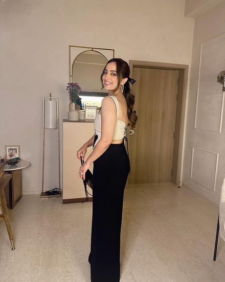 Kusha Kapila dress
