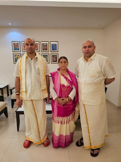 Lalu Rabri Balaji darshan