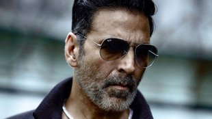 Akshay Kumar Ends Tie Up With Pan Masala