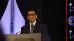 CJI D Y Chandrachud: सुप्रीम कोर्ट के वरिष्ठ वकील दुष्यंत दवे ने CJI डीवाई चंद्रचूड़ को लिखा खुला पत्र, कहा- मामलों की लिस्टिंग को लेकर दुखी हूं