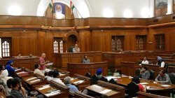 दिल्ली विधानसभा: सरकार ने आंकड़ेबाजी के दांव में विपक्ष को दी मात