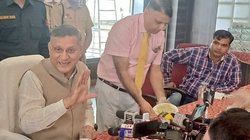 विधानसभा में आंकड़ें नहीं पढ़ पाए हरियाणा के शिक्षा मंत्री, 1 लाख 76 हजार 676 पढ़ने में छूटे पसीने