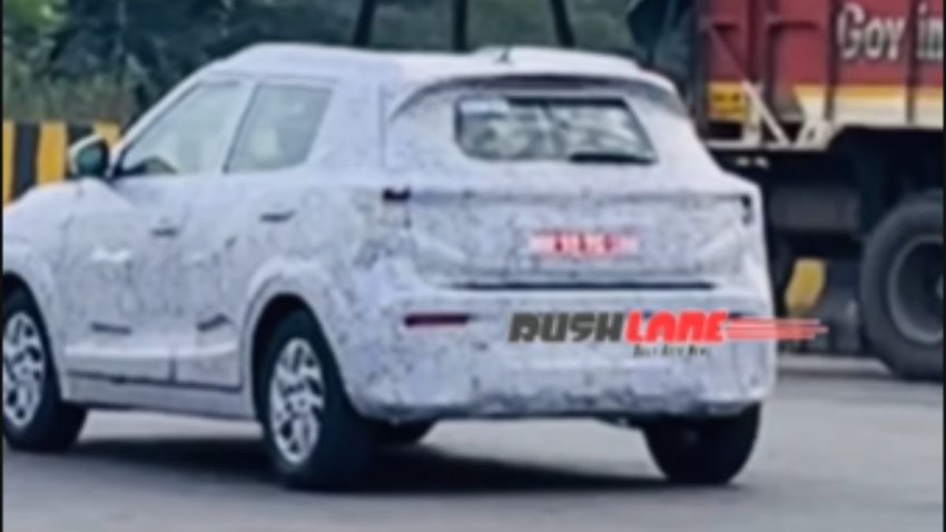 Mahindra XUV300 Facelift (फोटो- RUSHLANE)