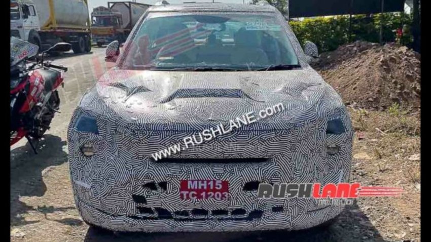 Mahindra XUV300 Facelift (फोटो- RUSHLANE)