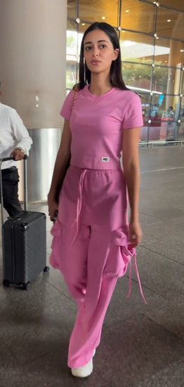 Ananya Pandey career