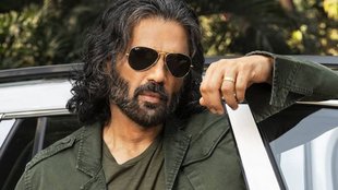 Suniel Shetty First Electric Car । Suniel Shetty MG Comet EV । Suniel Shetty buys MG Comet EV । MG Comet EV Price