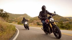 Triumph Speed 400 Year End Discount: 31 दिसंबर तक 10 हजार की छूट के साथ मिल रही है ट्रायम्फ स्पीड 400, जानें यहां ऑफर की पूरी डिटेल