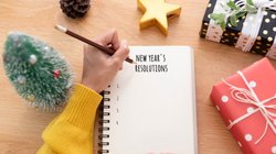 New Year Resolution: 2024 को बनाना चाहते हैं शानदार तो इन रेजोल्यूशन के साथ करें न्यू ईयर की शुरुआत, हर मोड़ पर मिलेगी कामयाबी