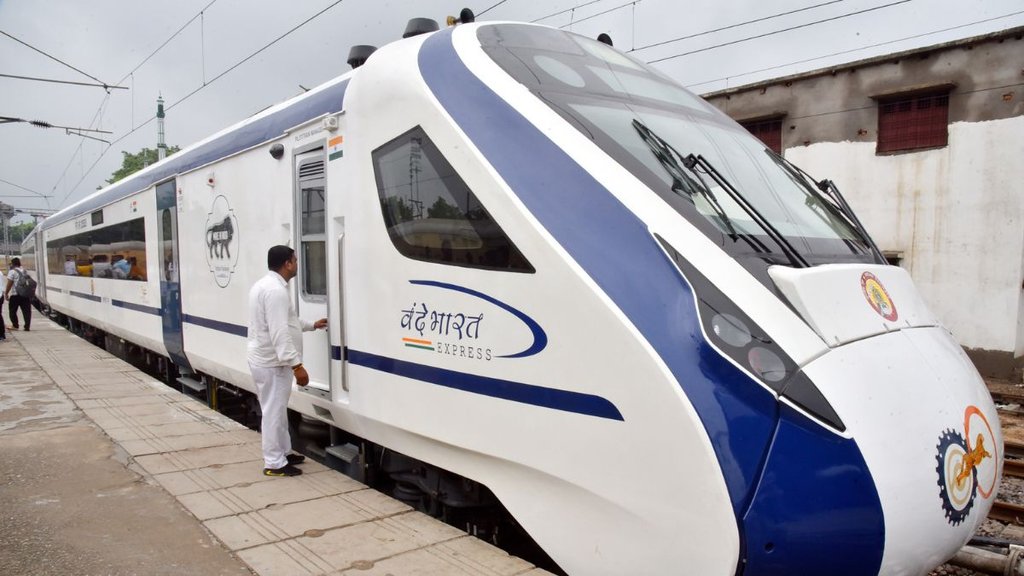 Vandebharat, Bullet Train, vande Bharat Express