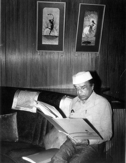 V Shantaram