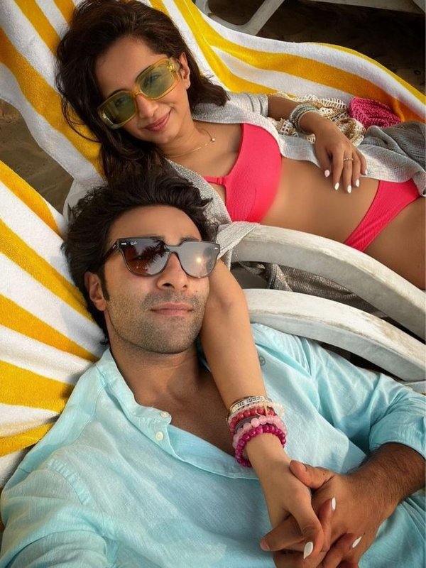 Aadar Jain-alekha advani Relationship