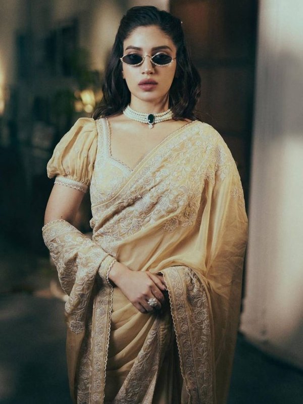BHUMI PEDNEKAR RETRO LOOK