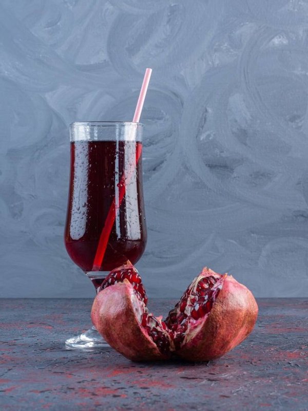 HEALTHY DRINK - POMEGRANATE JUICE