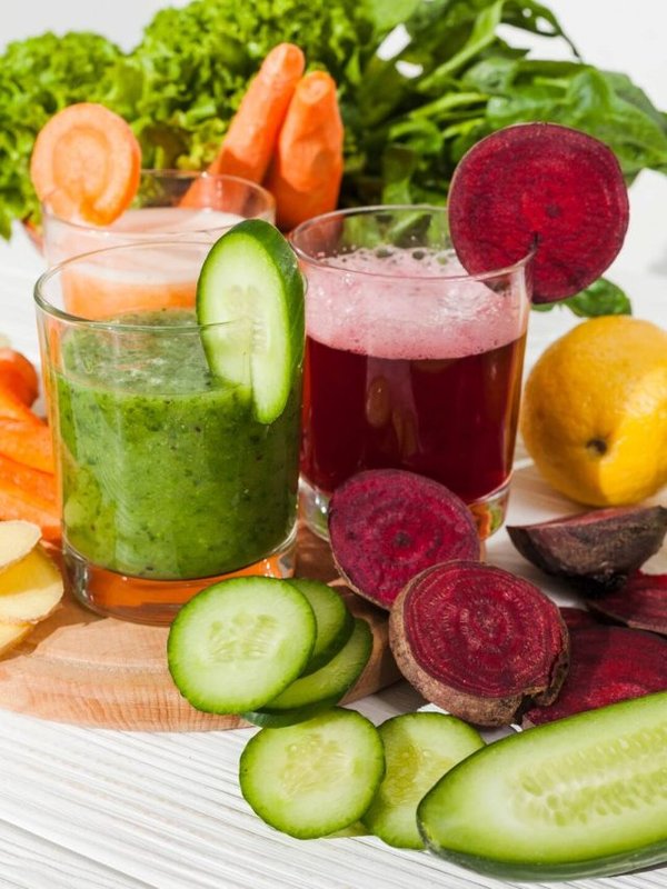 JUICE OF BEETROOT AND CUCUMBER