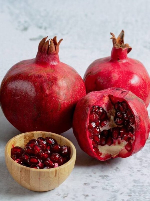 cropped-POMEGRANATE-PEELS-BENEFITS.jpg