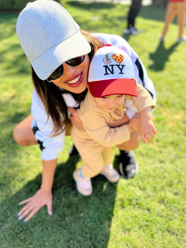 Priyanka Chopra celebrates holiday dinner with her husband, daughter Malti won hearts of fans