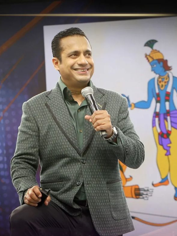 Vivek Bindra Accused of assaulting his wife, know his net worth