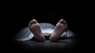 dead body|