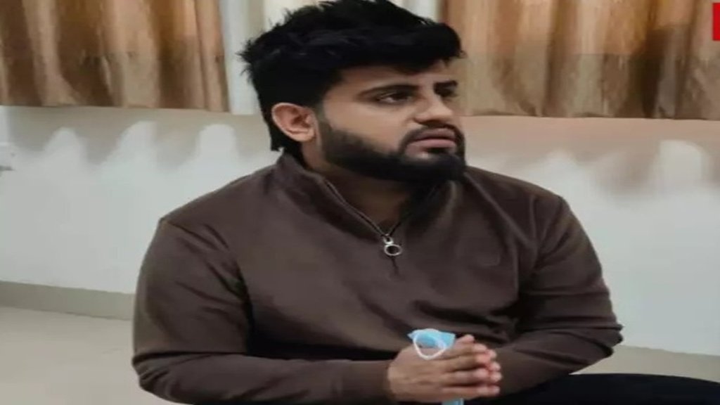 accused mangesh arora